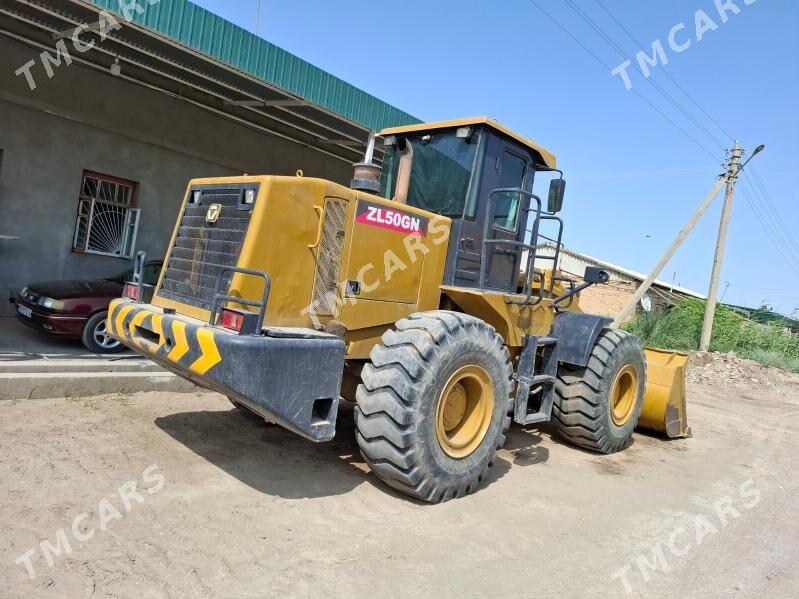 XCMG ZL50 2015 - 570 000 TMT - Çärjew - img 3