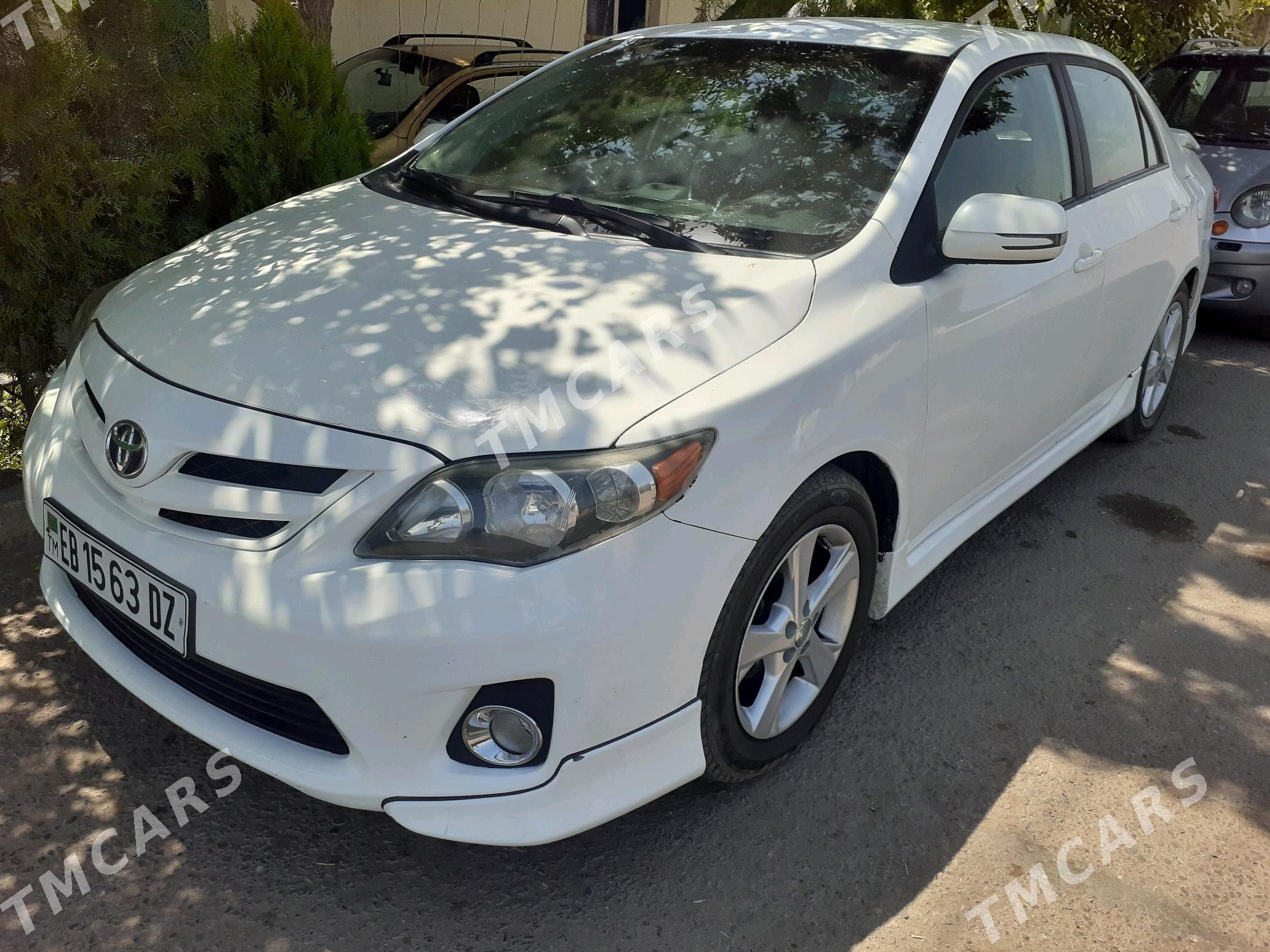 Toyota Corolla 2012 - 135 000 TMT - Дашогуз - img 3