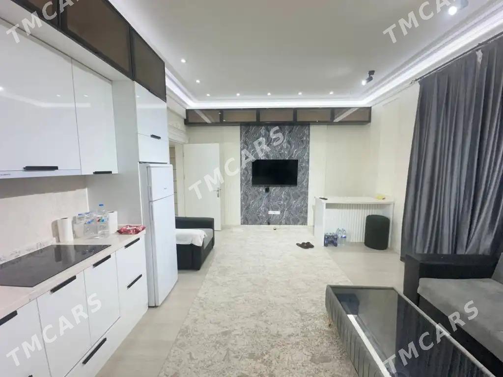 Новый Гуртлы, 4/1 этаж, 1 комн - Ашхабад - img 3
