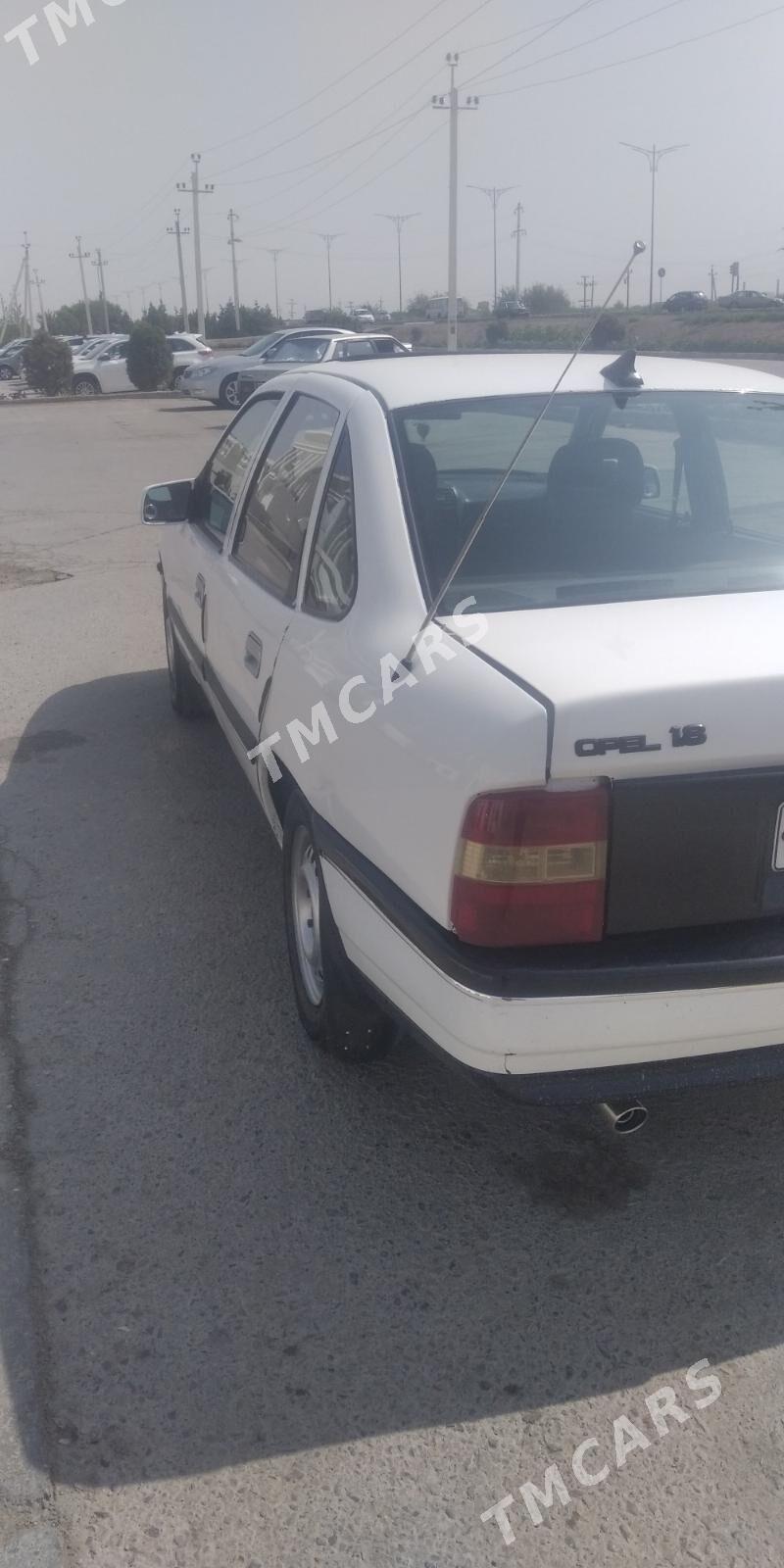 Opel Vectra 1990 - 28 000 TMT - Türkmenabat - img 4