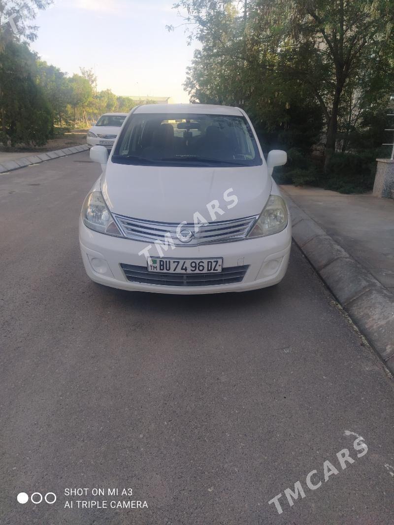 Nissan Versa 2011 - 100 000 TMT - Дашогуз - img 4