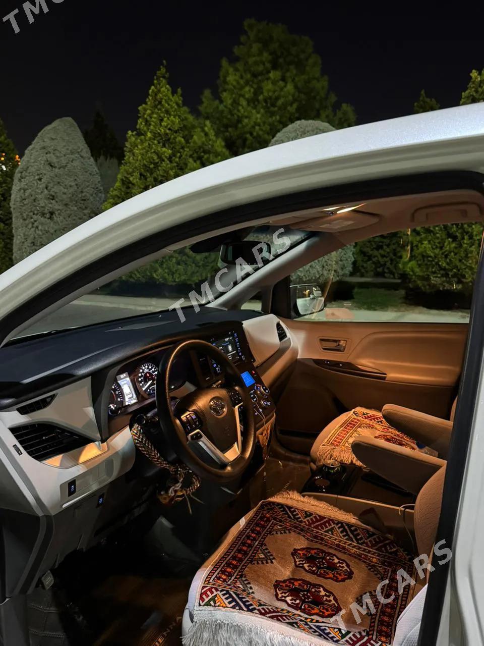 Toyota Sienna 2020 - 400 000 TMT - Ашхабад - img 3
