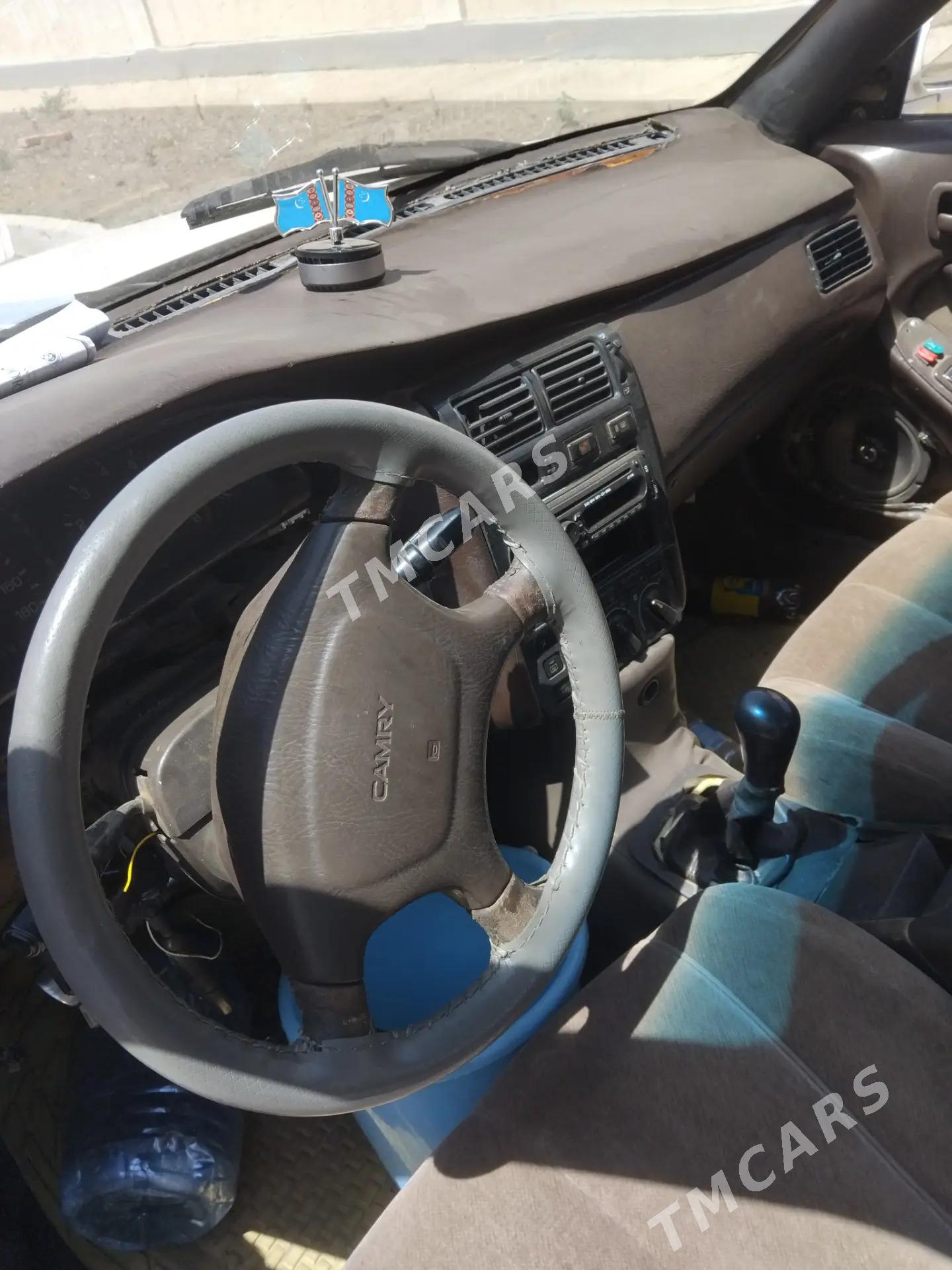 Toyota Vista 1993 - 31 000 TMT - Туркменабат - img 2