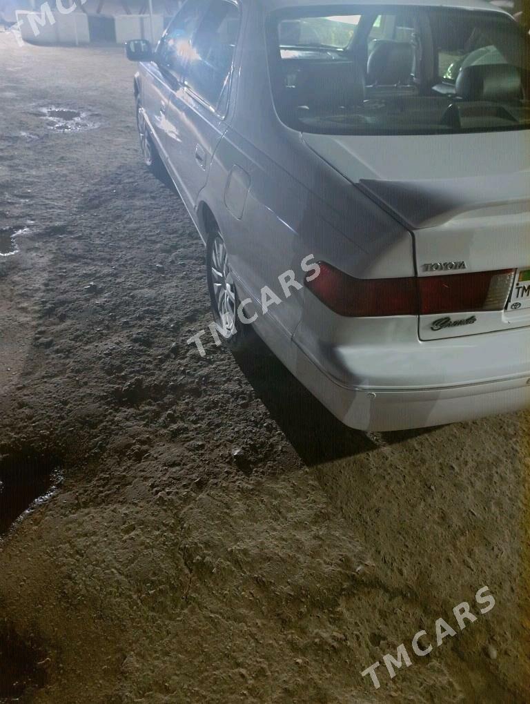 Toyota Camry 2000 - 130 000 TMT - Köneürgenç - img 4