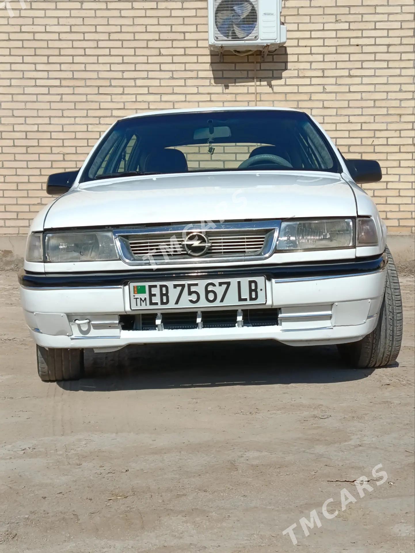 Opel Vectra 1992 - 28 000 TMT - Farap - img 3
