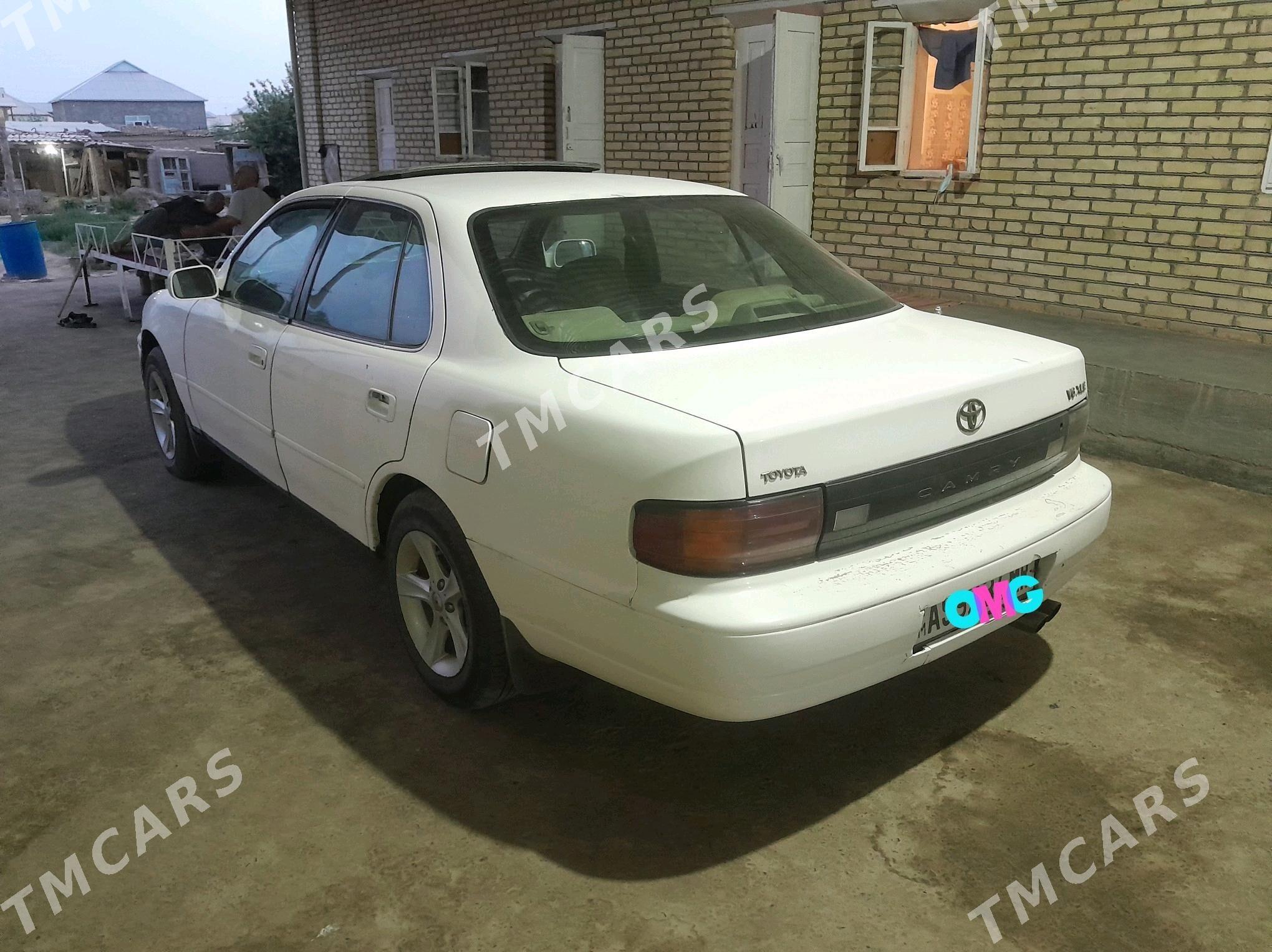 Toyota Camry 1993 - 75 000 TMT - Мургап - img 5