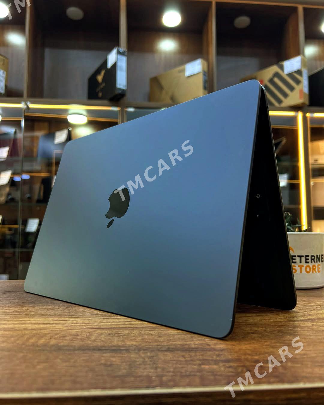 MacBook / M4 Max / RAM 36 GB - Aşgabat - img 4
