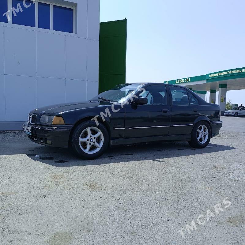 BMW 325 1992 - 20 000 TMT - Çärjew - img 4