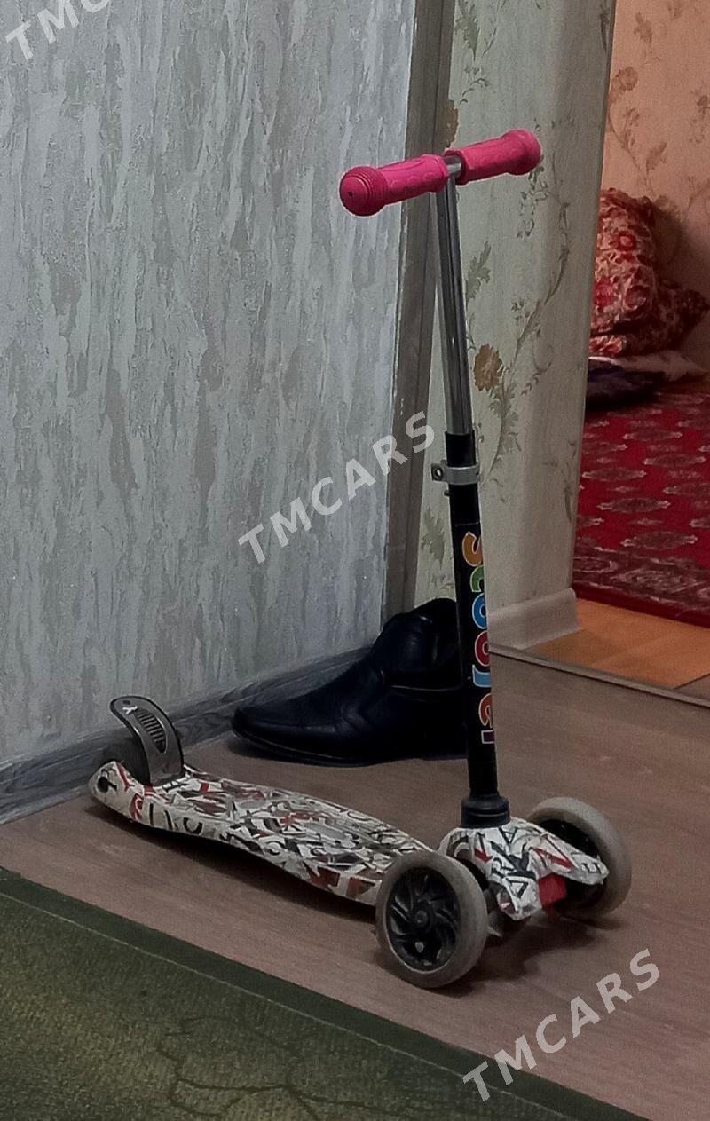 çaga somakat scuter - 30 mkr - img 1