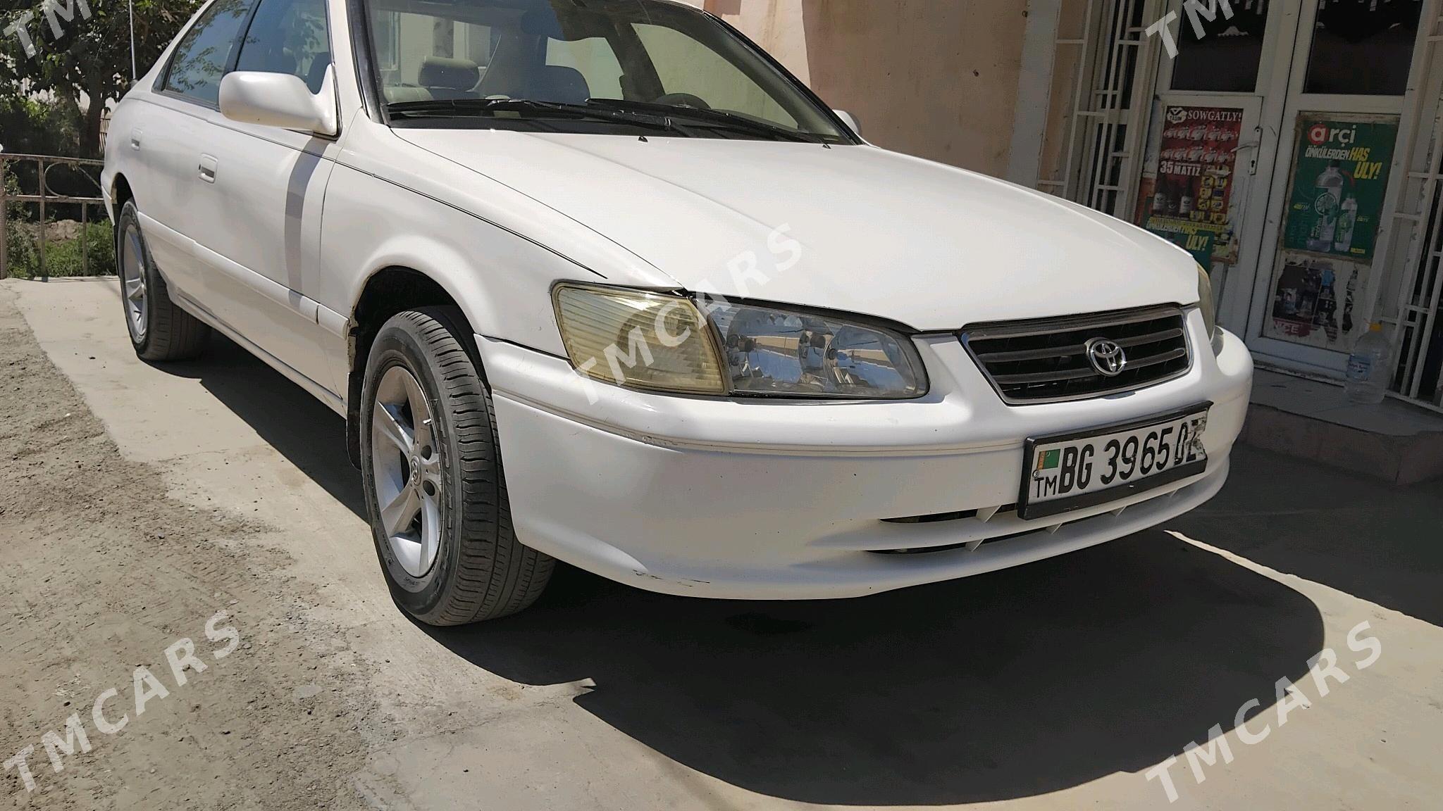 Toyota Camry 1998 - 110 000 TMT - Гурбансолтан Едже - img 2