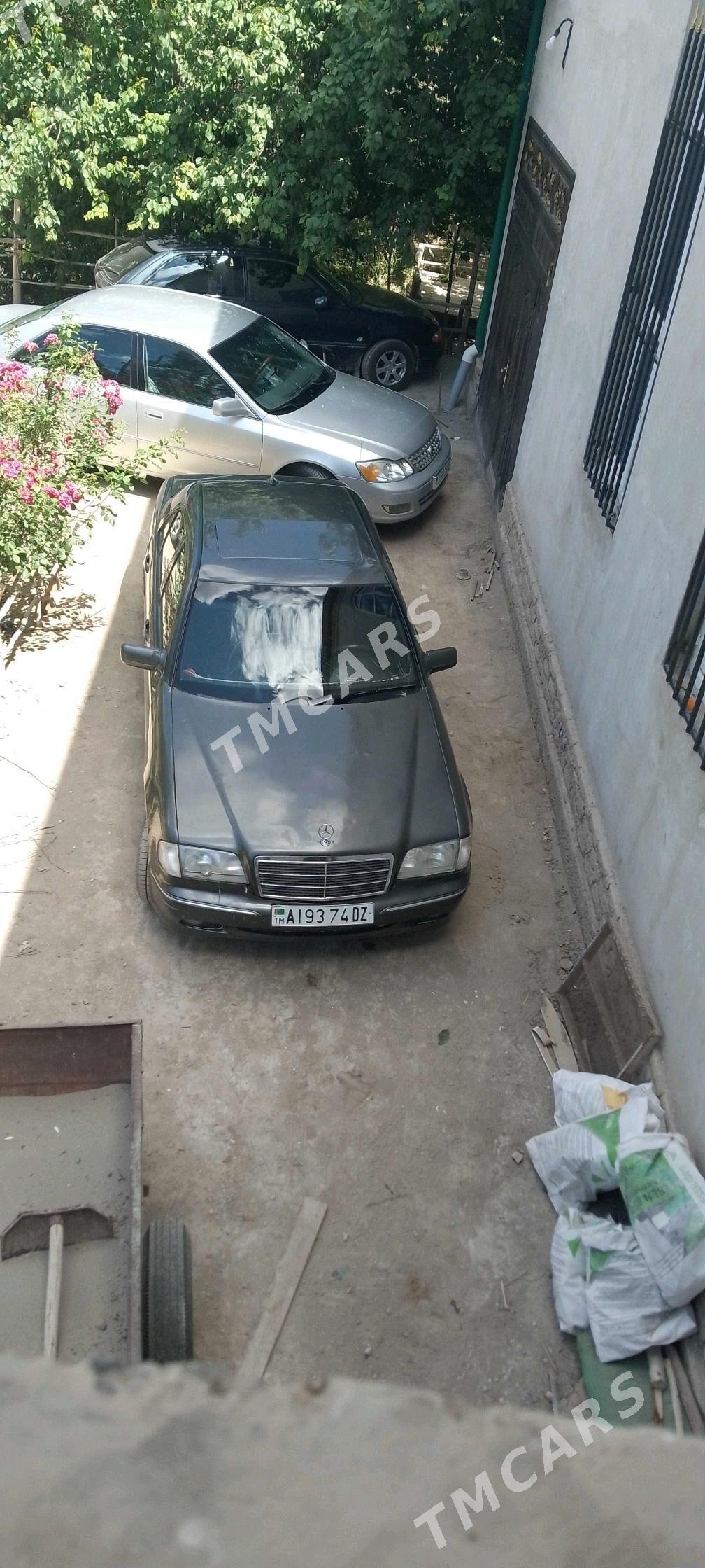 Mercedes-Benz C350 1995 - 50 000 TMT - Шабатский этрап - img 3