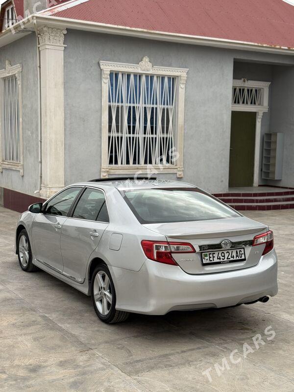 Toyota Camry 2012 - 219 000 TMT - Balkanabat - img 5