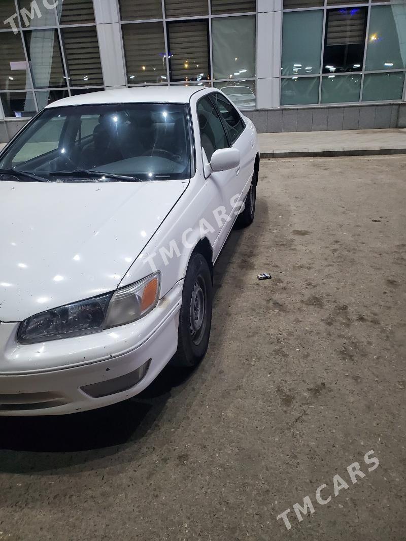 Toyota Camry 2000 - 90 000 TMT - Дашогуз - img 2