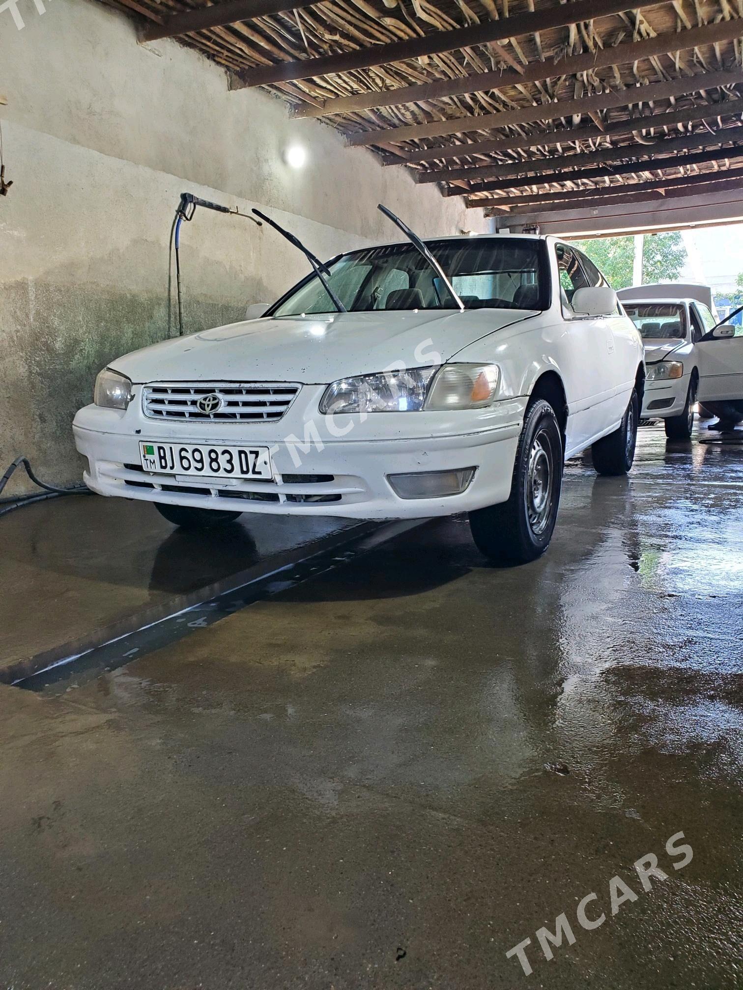 Toyota Camry 2000 - 90 000 TMT - Дашогуз - img 5