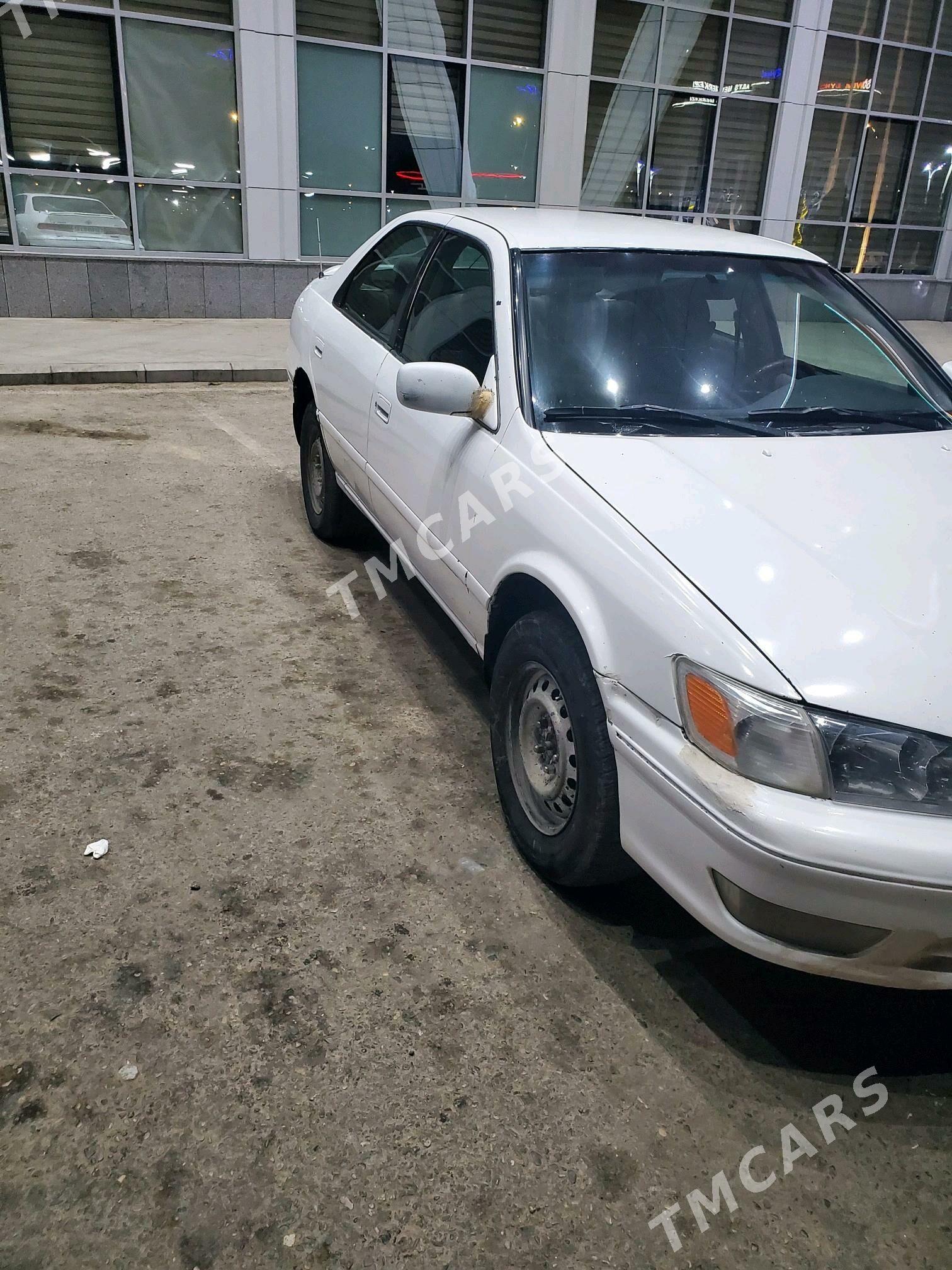 Toyota Camry 2000 - 90 000 TMT - Дашогуз - img 4