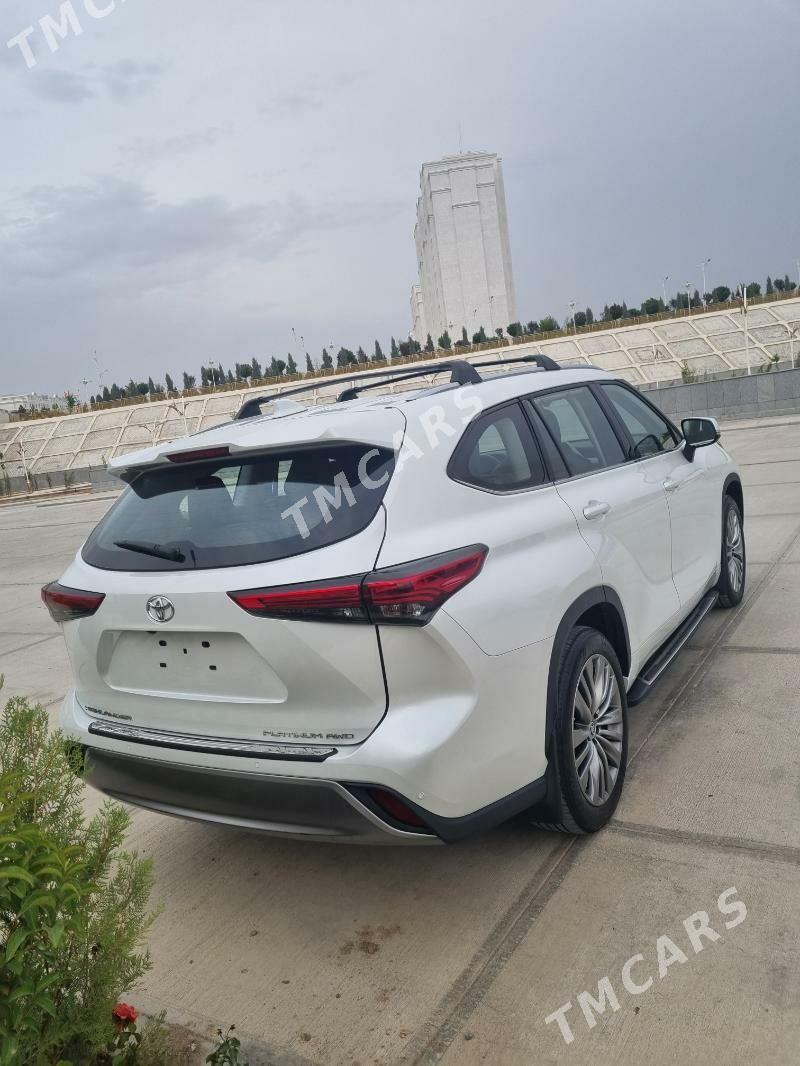 Toyota Highlander 2022 - 810 000 TMT - Bedew - img 4