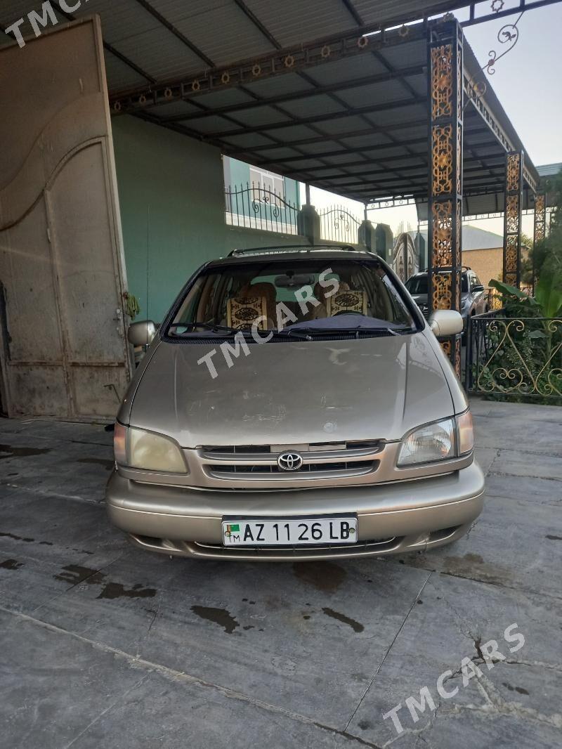 Toyota Sienna 2000 - 140 000 TMT - Farap - img 7