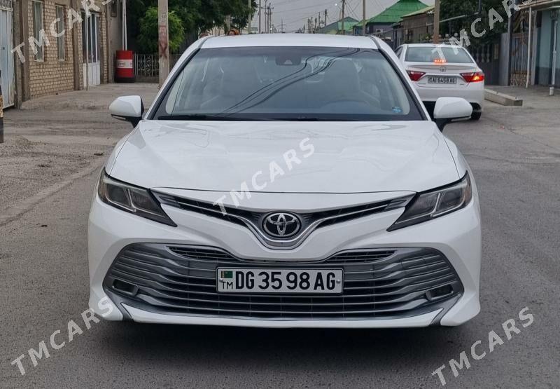 Toyota Camry 2020 - 290 000 TMT - Гуртли - img 2