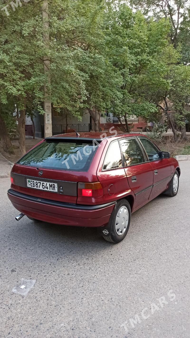 Opel Astra 1992 - 29 000 TMT - Мары - img 3