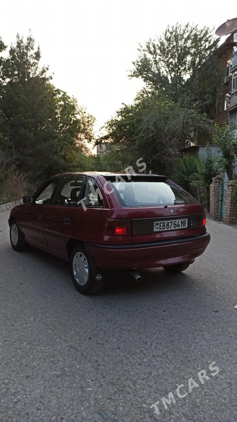 Opel Astra 1992 - 29 000 TMT - Мары - img 5