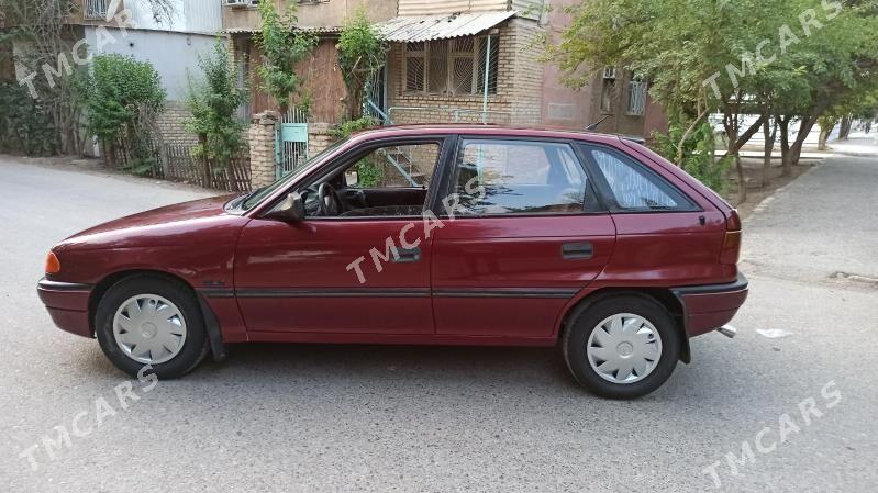 Opel Astra 1992 - 29 000 TMT - Мары - img 8