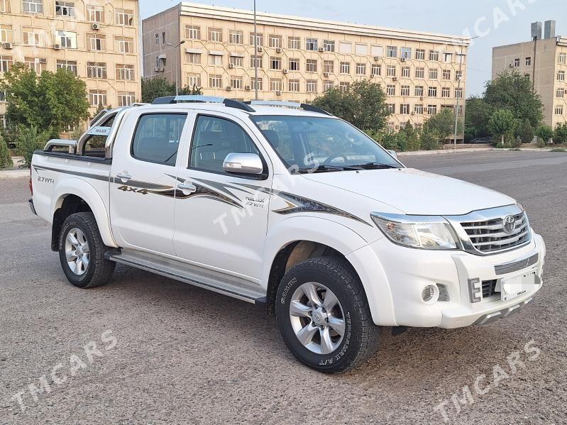 Toyota Hilux 2013 - 355 000 TMT - Mary - img 4