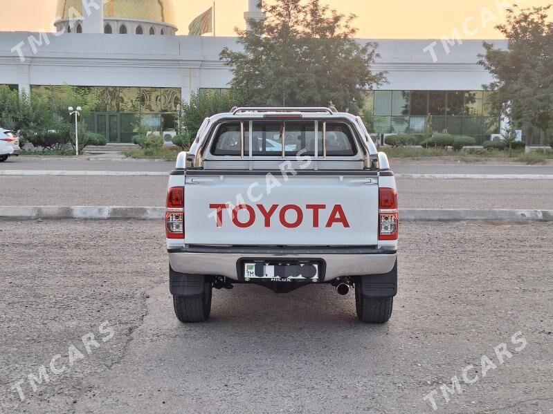 Toyota Hilux 2013 - 355 000 TMT - Mary - img 5