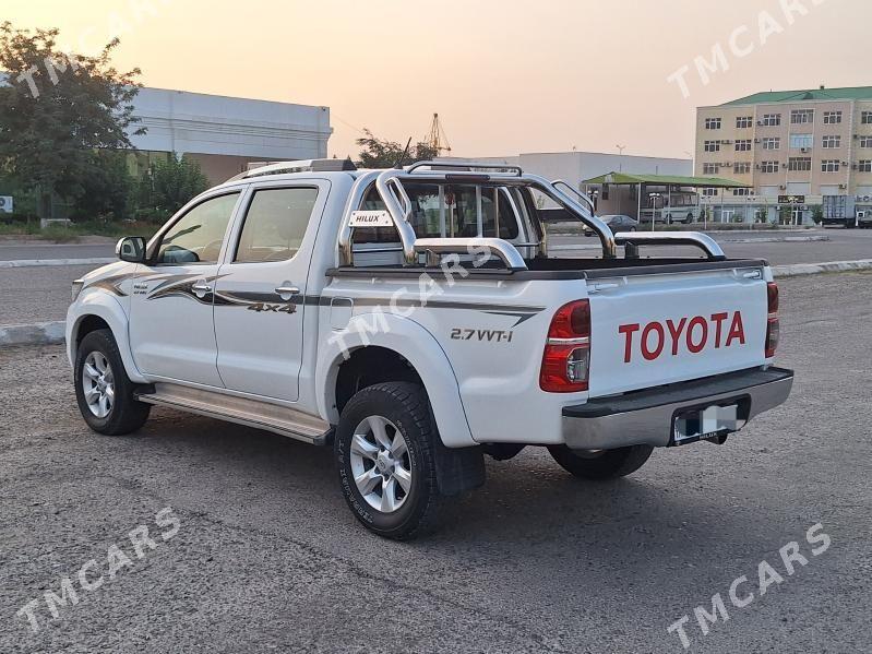 Toyota Hilux 2013 - 355 000 TMT - Mary - img 6