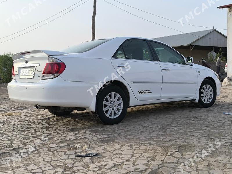 Toyota Camry 2003 - 180 000 TMT - Kerki - img 3