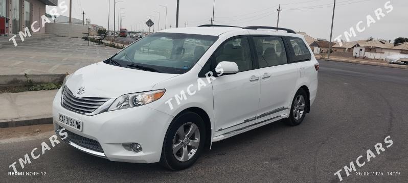 Toyota Sienna 2015 - 313 000 TMT - Мары - img 2