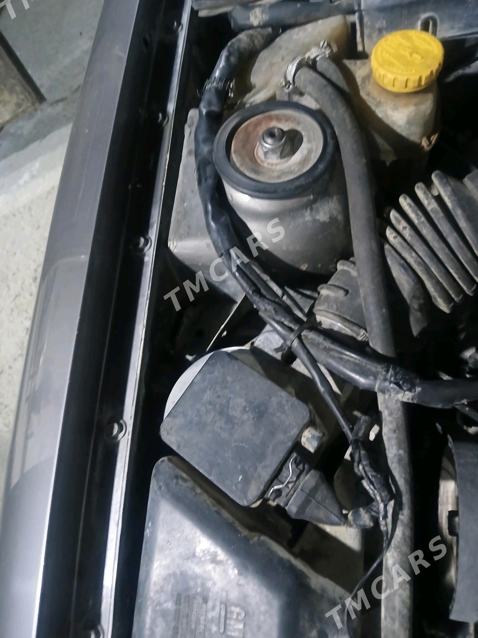 Opel Vectra 1990 - 32 000 TMT - Bäherden - img 4