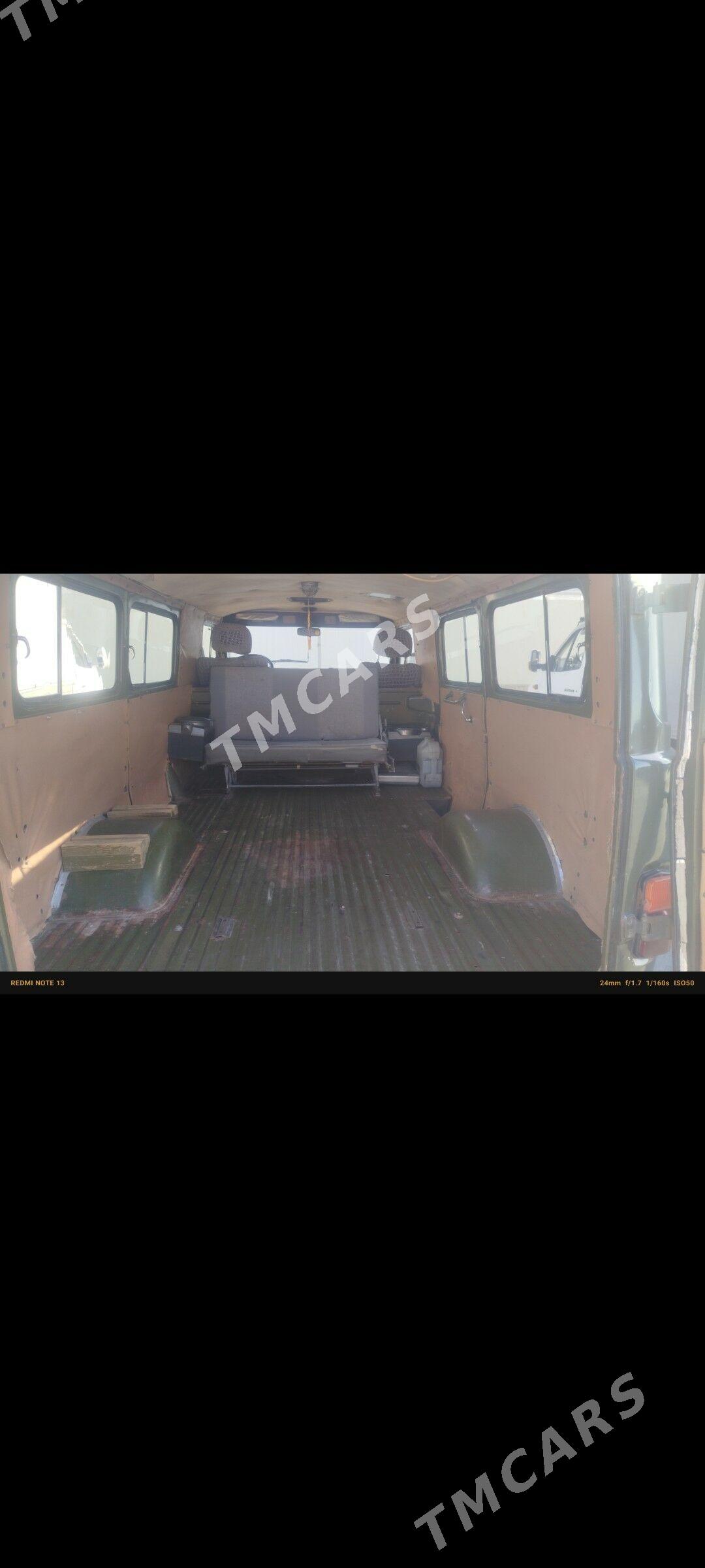 UAZ 452 1980 - 70 000 TMT - Мары - img 5