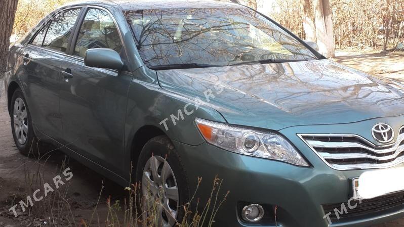 Toyota Camry 2011 - 160 000 TMT - Халач - img 2