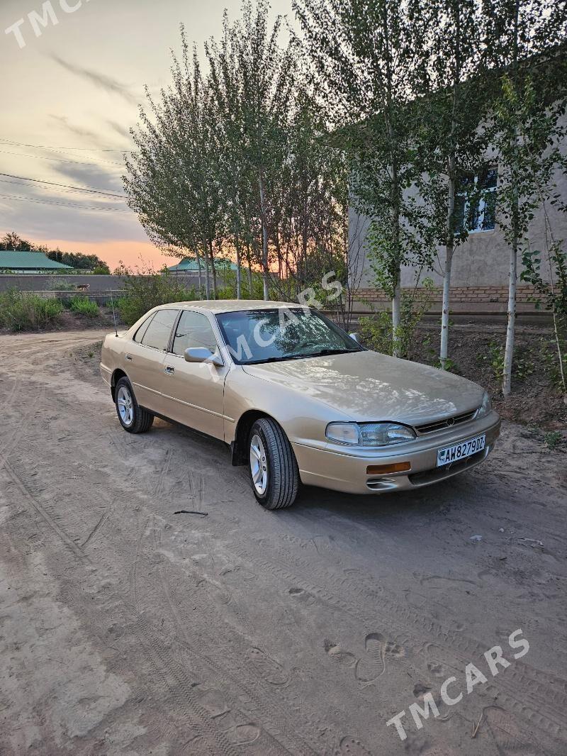 Toyota Camry 1996 - 78 000 TMT - Кёнеургенч - img 2