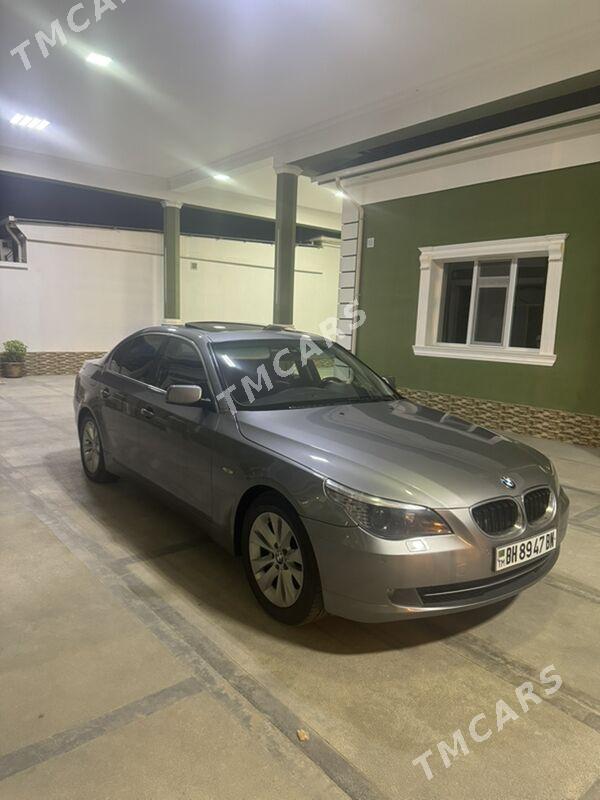 BMW E60 2004 - 175 000 TMT - Балканабат - img 10