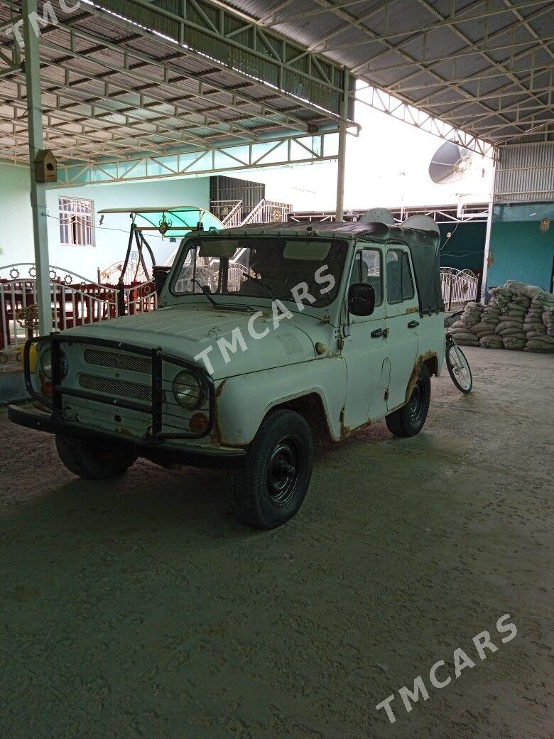 UAZ 469 1999 - 20 000 TMT - Серахс - img 3