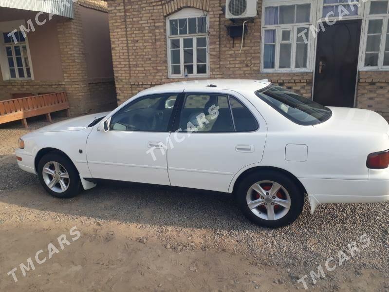 Toyota Camry 1994 - 86 000 TMT - Мары - img 8