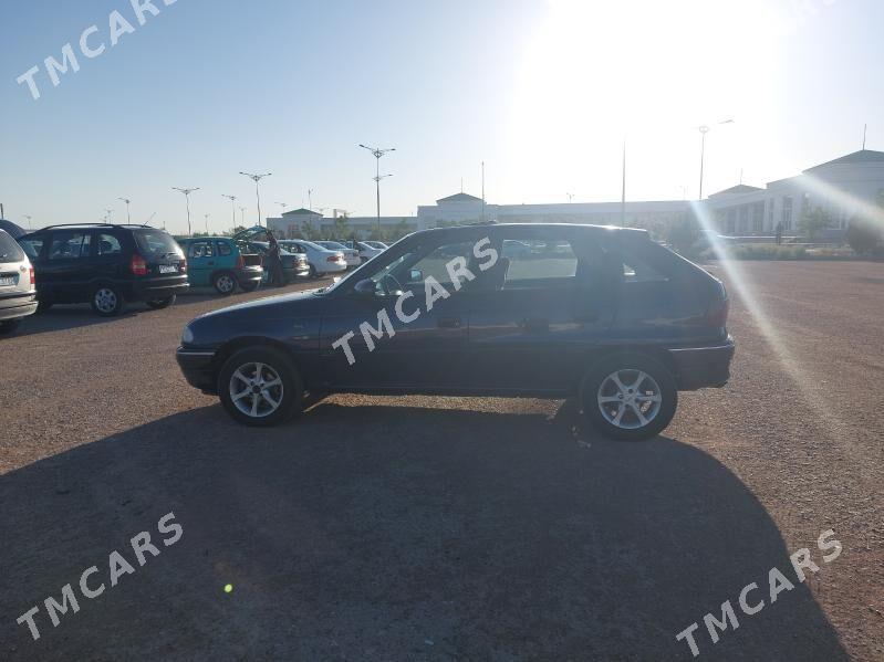Opel Astra 1995 - 45 000 TMT - Gubadag - img 3