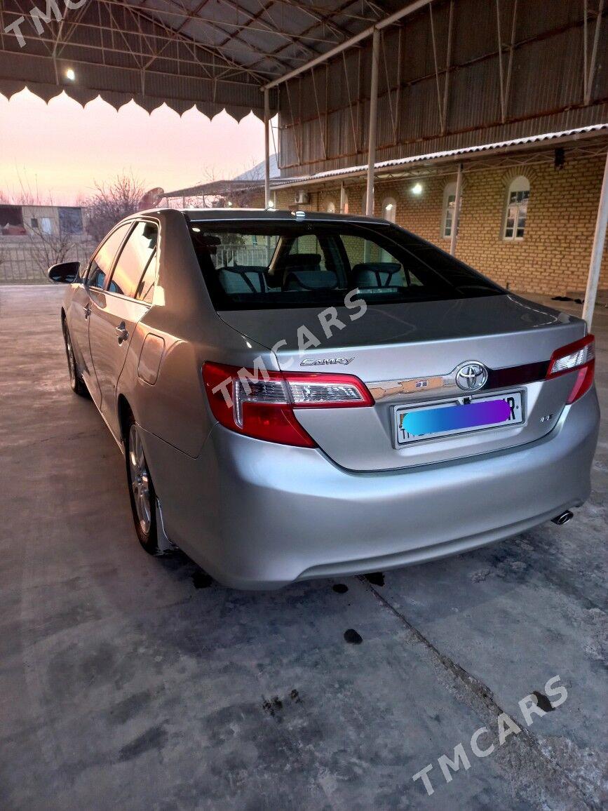 Toyota Camry 2013 - 190 000 TMT - Baýramaly - img 3