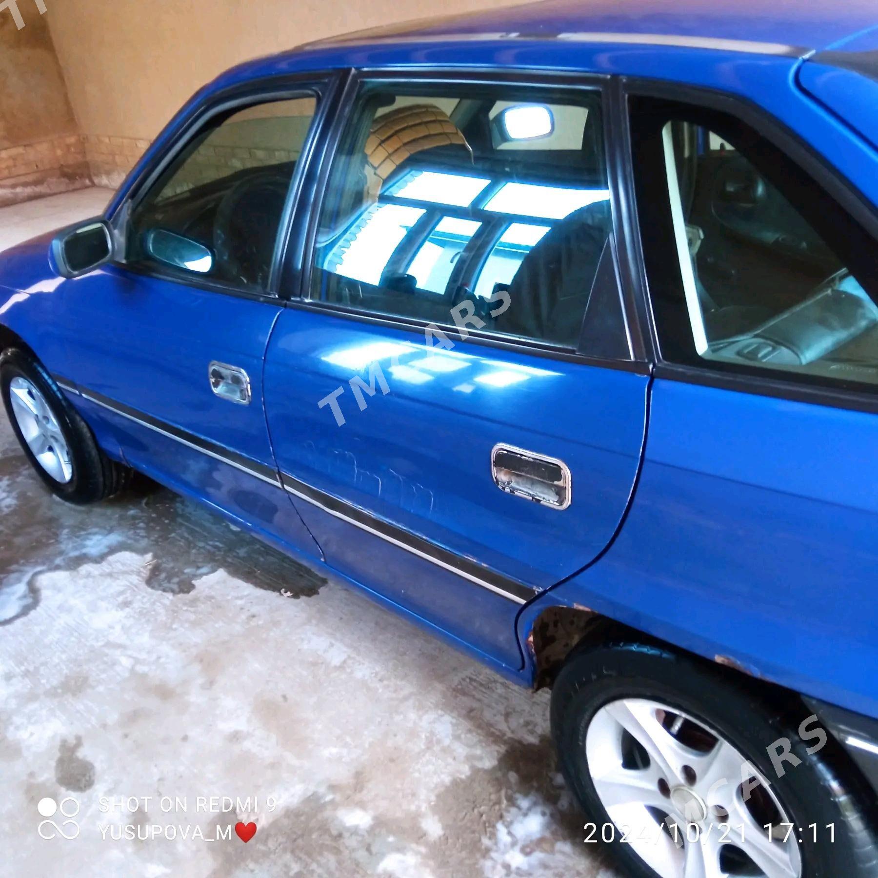 Opel Astra 1994 - 38 000 TMT - Köneürgenç - img 3