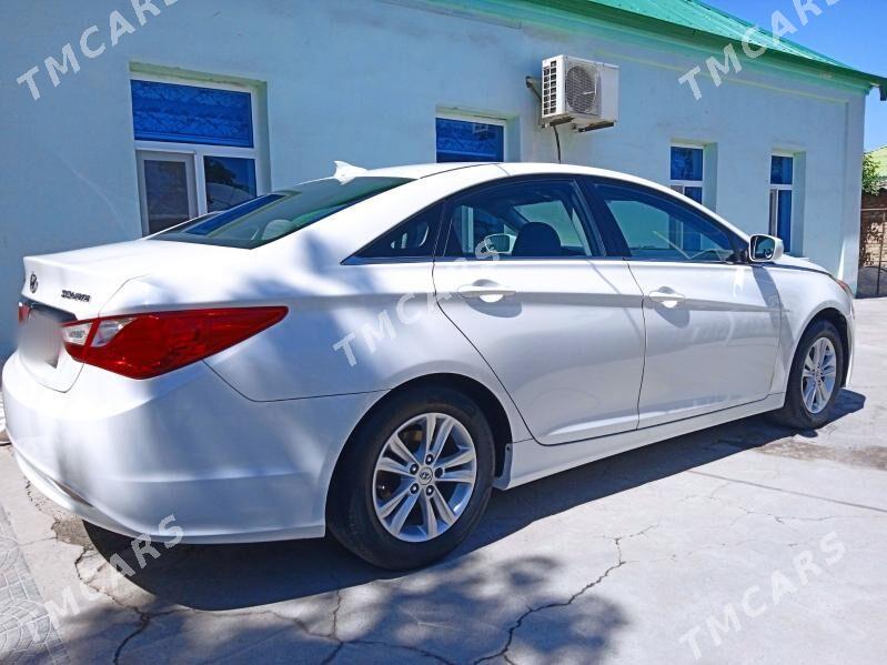 Hyundai Sonata 2011 - 145 000 TMT - Büzmeýin - img 2