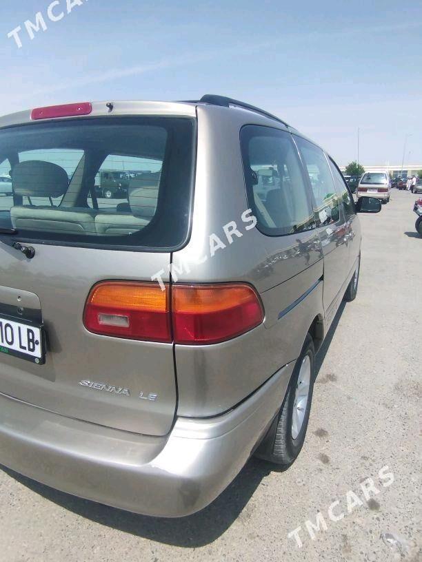 Toyota Sienna 2000 - 145 000 TMT - Türkmenabat - img 4