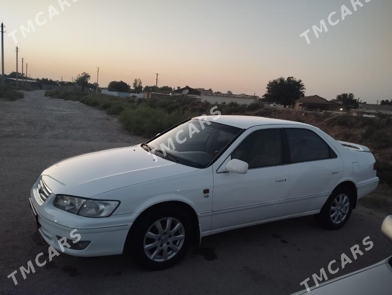 Toyota Camry 2000 - 130 000 TMT - Кака - img 5