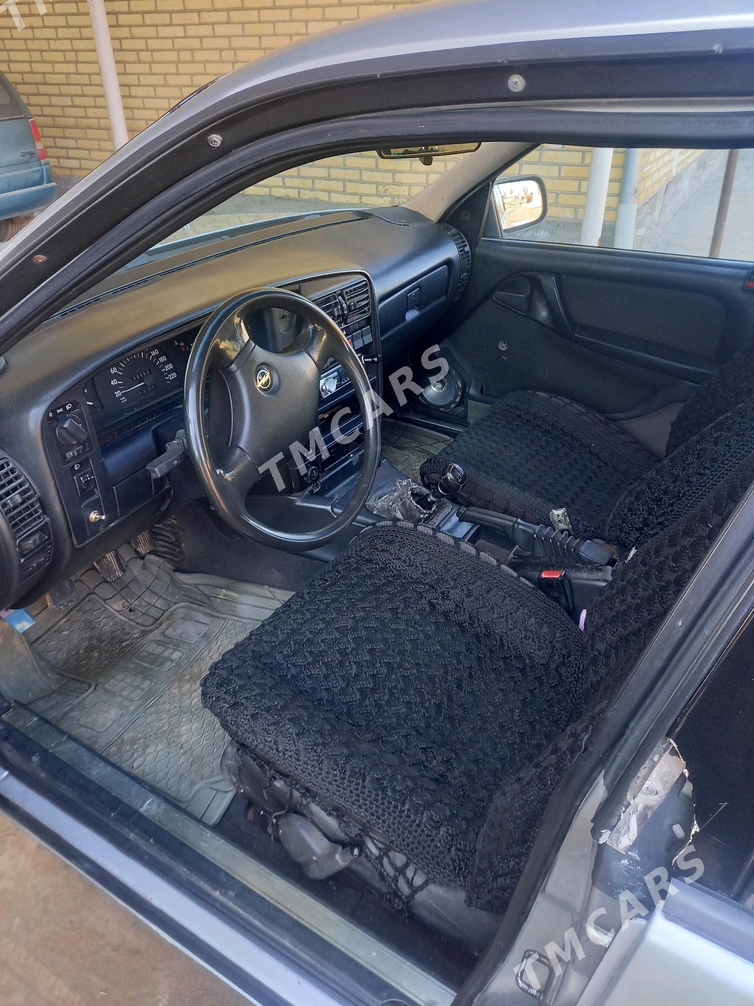 Opel Omega 1992 - 27 000 TMT - Wekilbazar - img 6