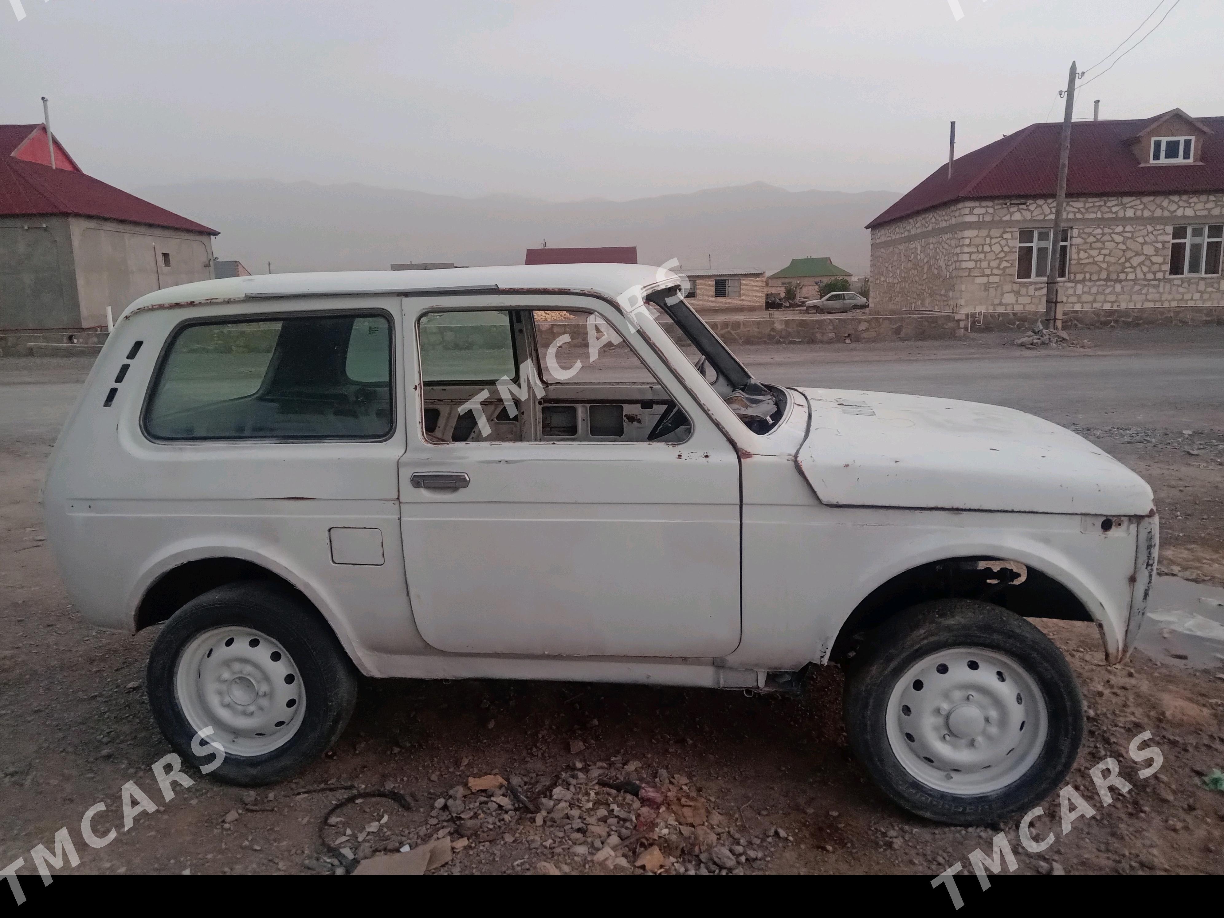 Lada Niva 1981 - 8 000 TMT - Bereket - img 3