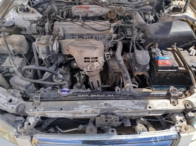 Toyota Camry 1997 - 92 000 TMT - Saýat - img 2
