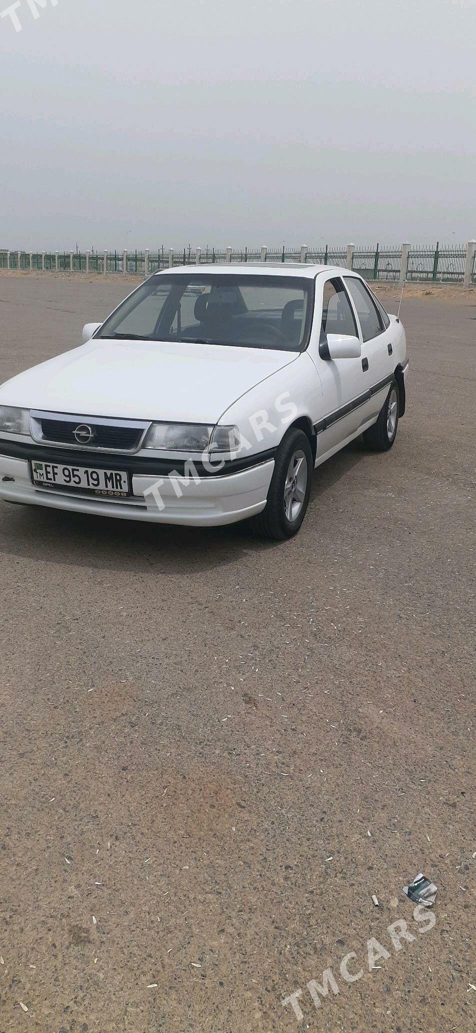 Opel Vectra 1991 - 30 000 TMT - Mary - img 4