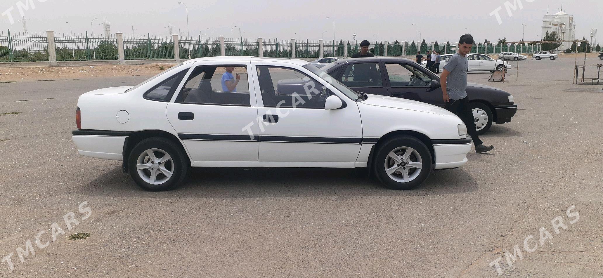 Opel Vectra 1991 - 30 000 TMT - Mary - img 5