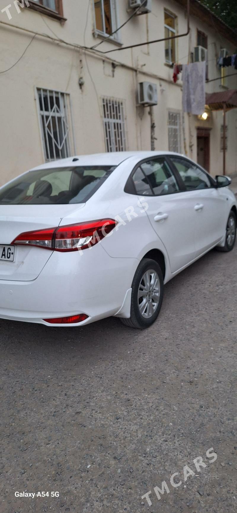 Toyota Yaris 2020 - 195 000 TMT - Ашхабад - img 3