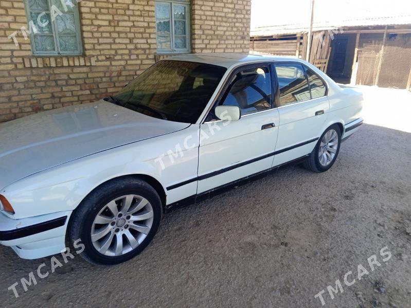 BMW 525 1988 - 40 000 TMT - Mary - img 2